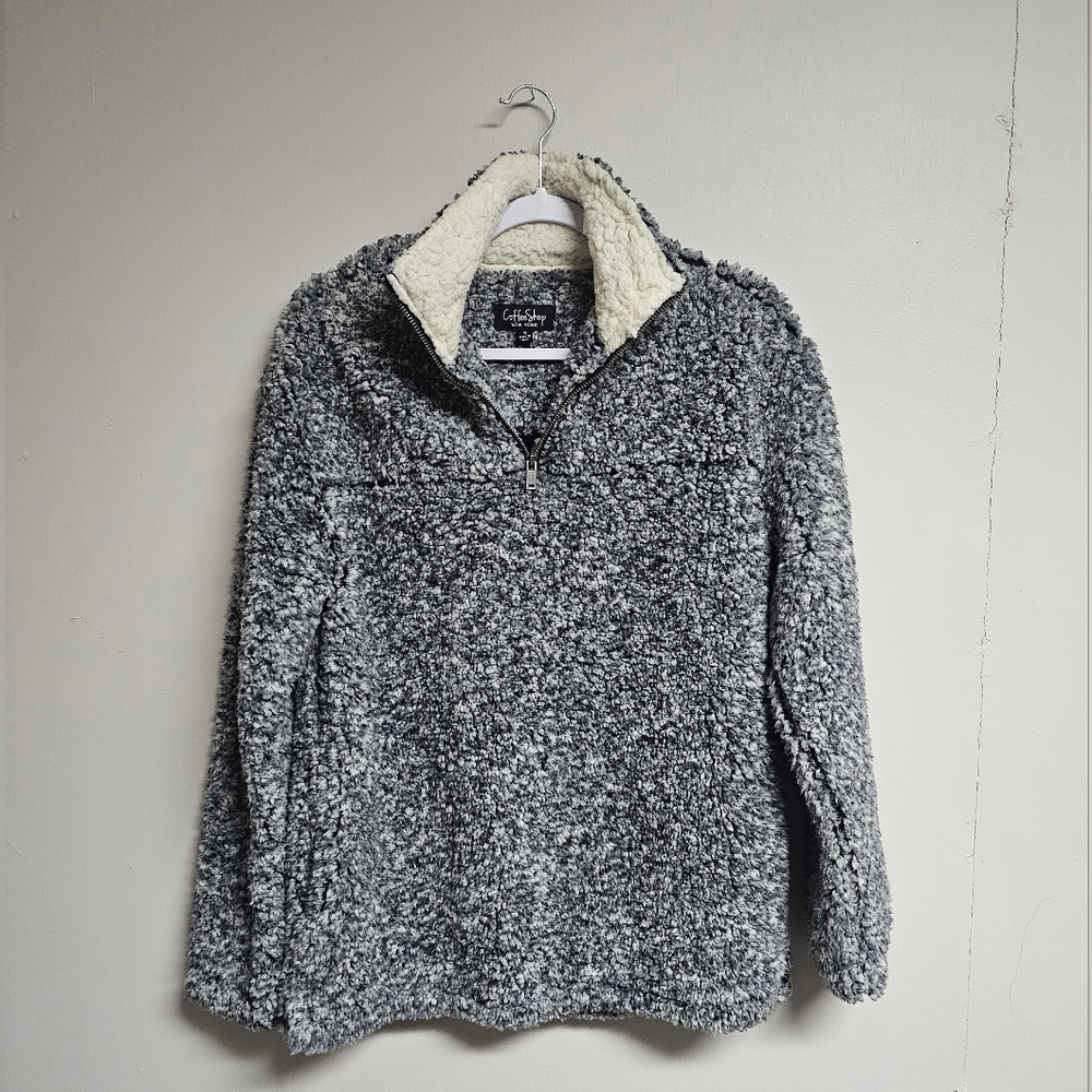 Coffee Shop New York Gray White Half Zip Faux Fur Fuzzy Soft Pullover w/ Pockets